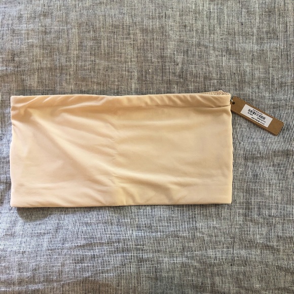 SKIMS Bandeau Top - Picture 2 of 3